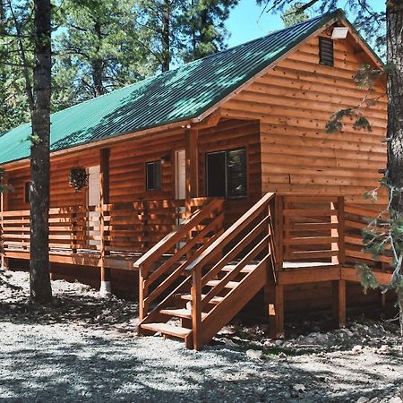 Pinewoods Resort And Rv Park Duck Creek Village Luaran gambar