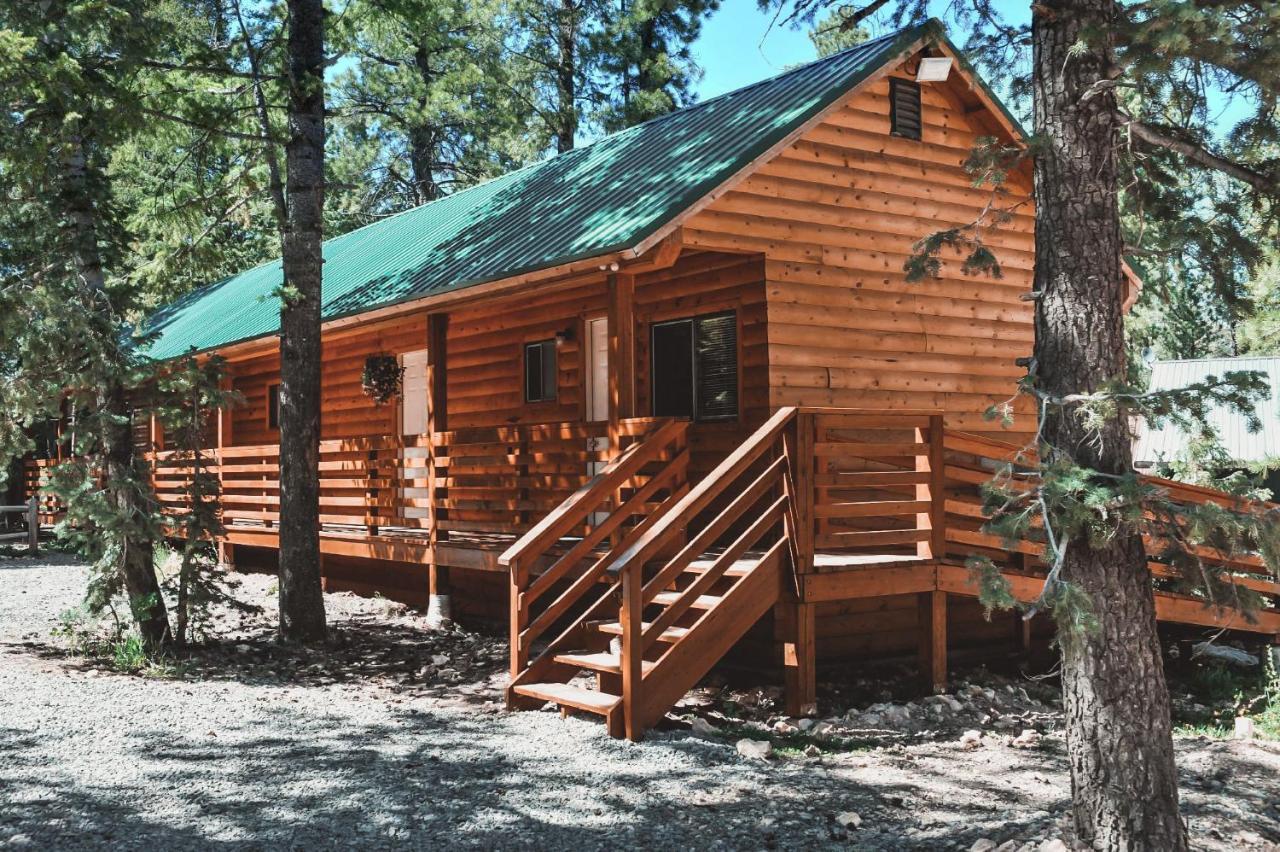 Pinewoods Resort And Rv Park Duck Creek Village Luaran gambar